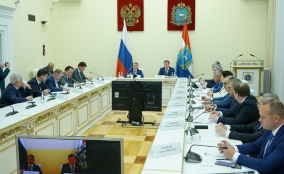 Логистический хаб и кластер беспилотников: в Самаре прошло выездное заседание комитета Госдумы
