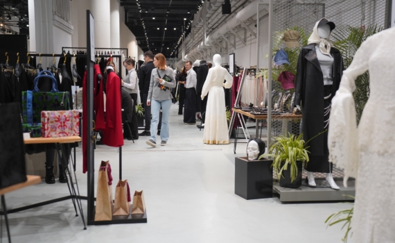 Цвет, который притягивает удачу: как встретить Новый 2026 в энергии Огня